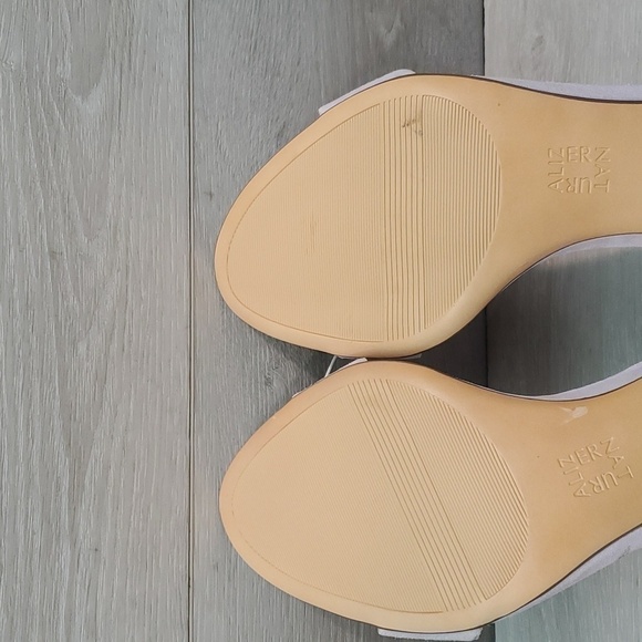 NEW Naturalizer Womens Vera Blue Ankle Suede Strap Heels Sandals Shoes sz 9 - Picture 13 of 14